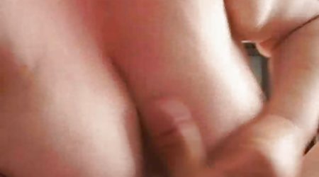زن و شوهر به یک کوه می رفته به دم در الاغ در لبه تازگی
