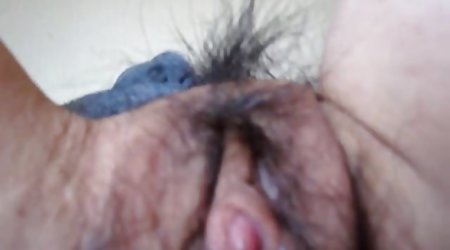 پیله به نوه او ضربه زدن و او بسیار سفت است